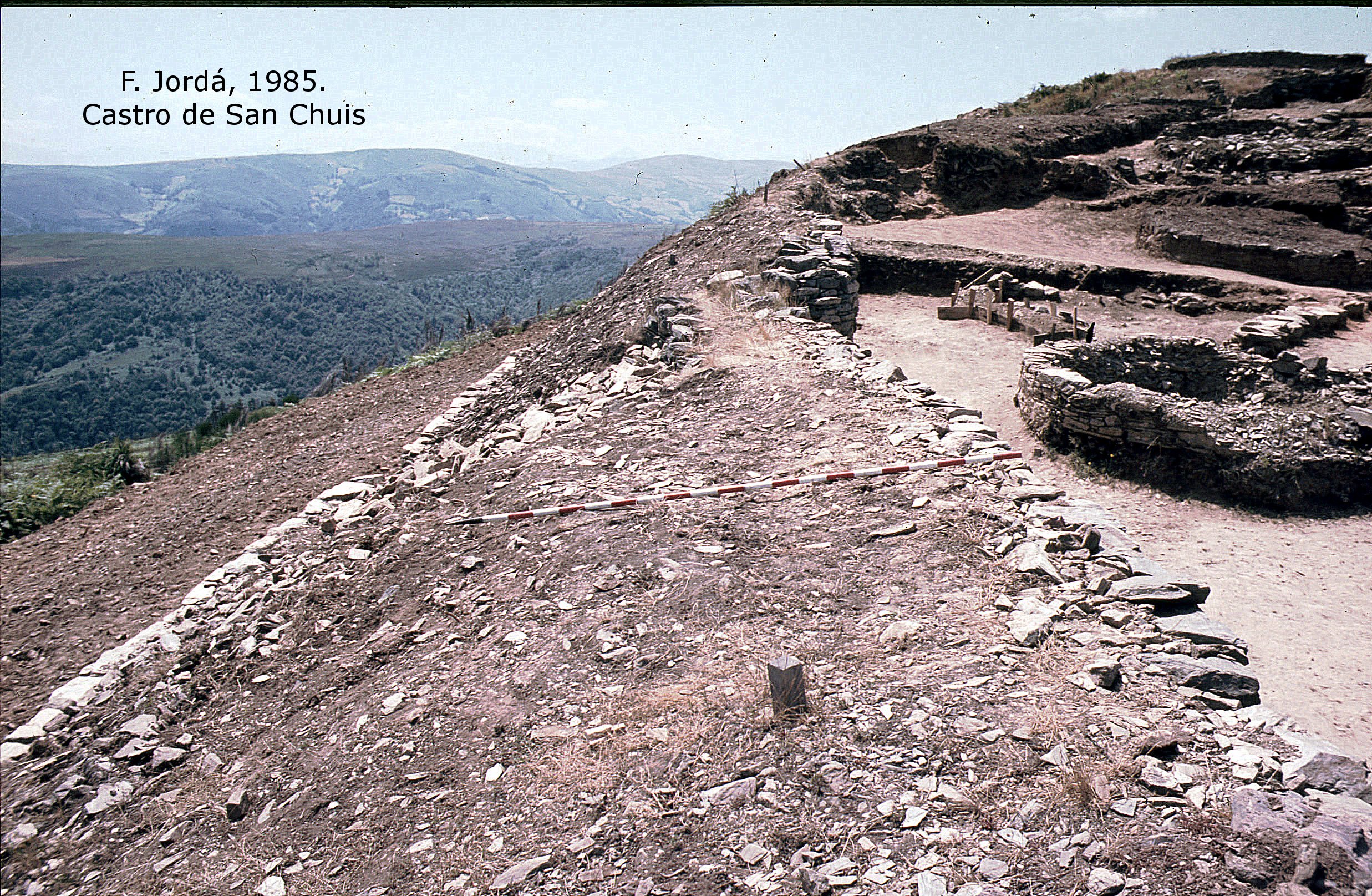 MURALLA DE MÓDULOS | RAMPART OF MODULES